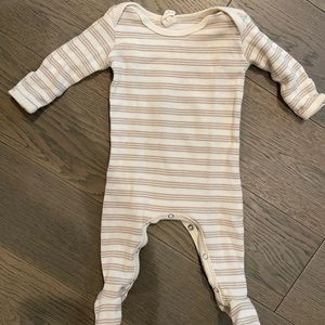 Quincy Mae ribbed striped footie